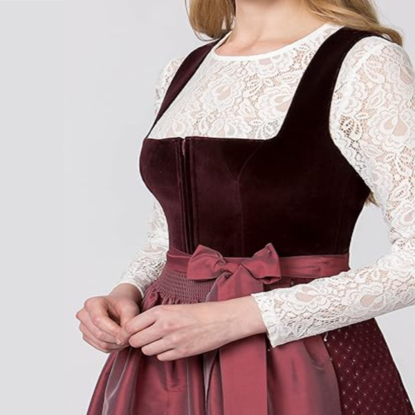 Velvet Dirndl - Image 2