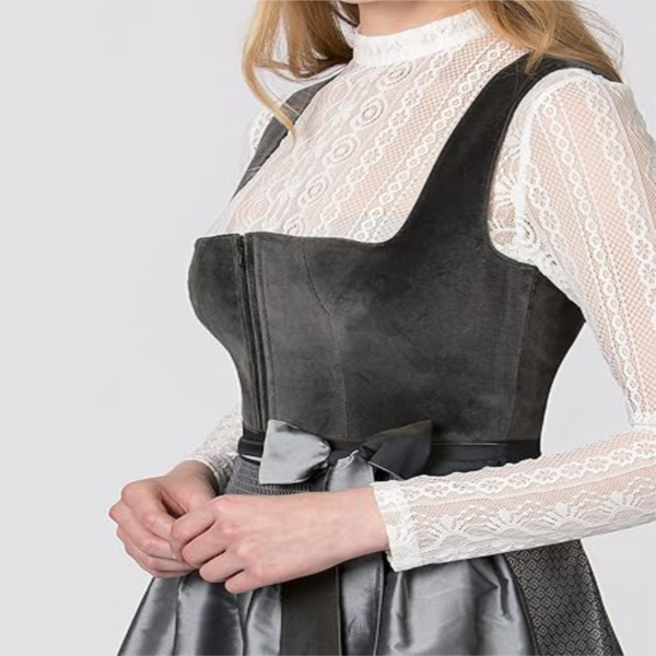 Velvet Dirndl - Image 2